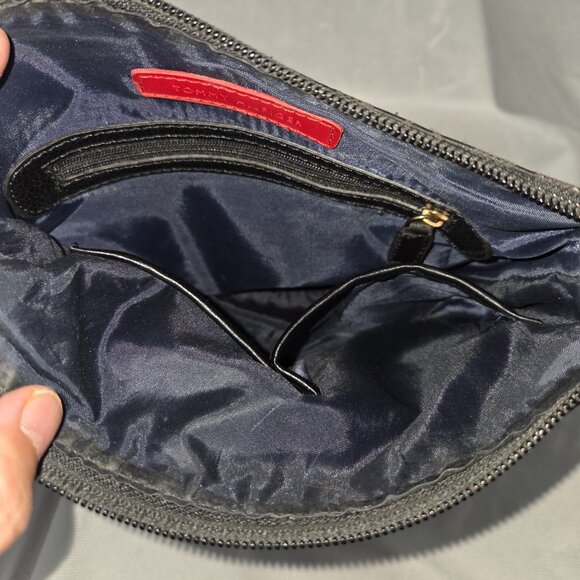Tommy Hilfiger Crossbody Purse - Picture 5 of 8